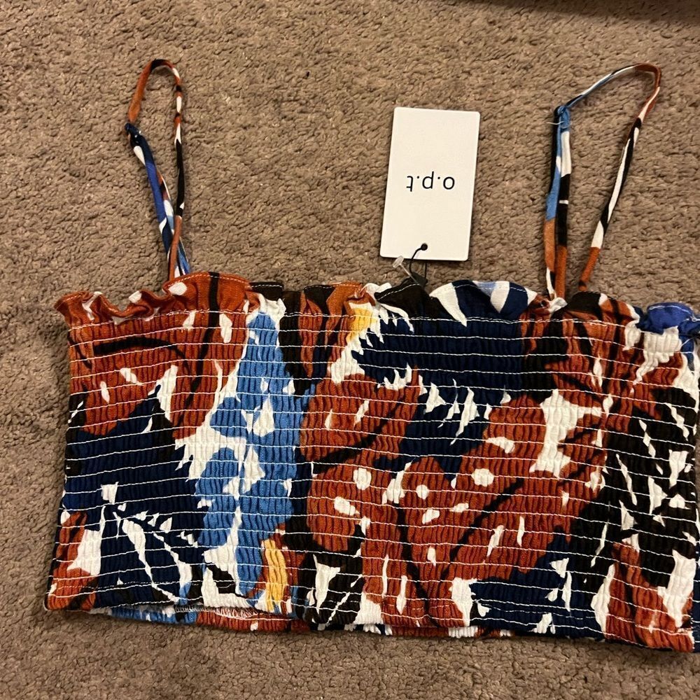NWT‎ o.p.t one pretty time crop top M